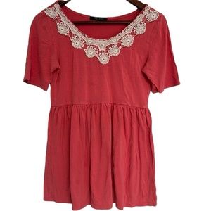 Cozy casual maternity short sleeve shirt .